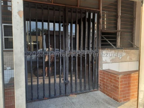 Imagen 14 de 30 de Local Comercial En Alquiler En Barquisimeto. Centro. 73mt2. 2b., Rejas De Seguridad Y Santa Mara. Arnaldo López Tlf. 04245257450. Cód. 22-19196. Lara, Venezuela