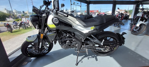 Imagen 4 de 16 de Benelli Leoncino 250 , No Husqvarna Bajaj Yamaha Fz25