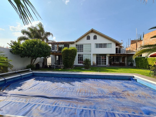 Casa En Venta En Juriquilla