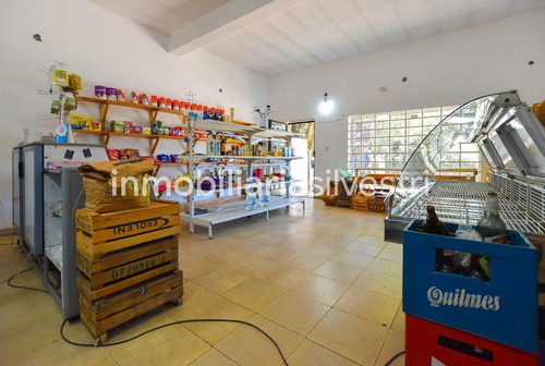 Imagen 11 de 17 de Venta En Block - 8 Locales Comerciales 2 Departamentos - Arturo Seguí