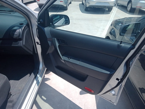 Imagen 10 de 13 de Chevrolet Aveo 2014 Lt