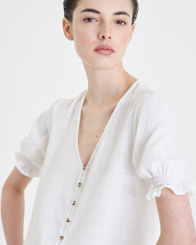 Imagen 3 de 5 de Camisa Portsaid Rustic Cotton Cancún Blanca Cuello V Mujer