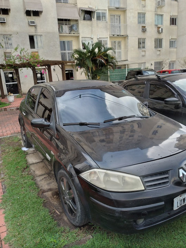 Imagem 3 de 7 de Renault Megane 2007 1.6 Dynamique Hi-flex 4p