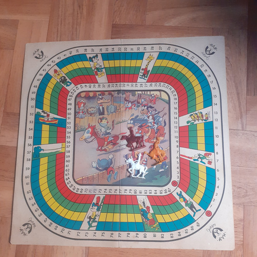 Antiguo Juego De Mesa Carrera De Caballitos-tablero Y Fichas