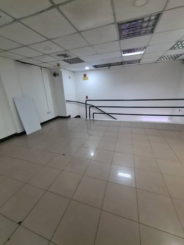 Imagen 5 de 11 de Fernando Perez Alquila Local Comercial En Naguanagua , Centro Comercial Paseo La Granja