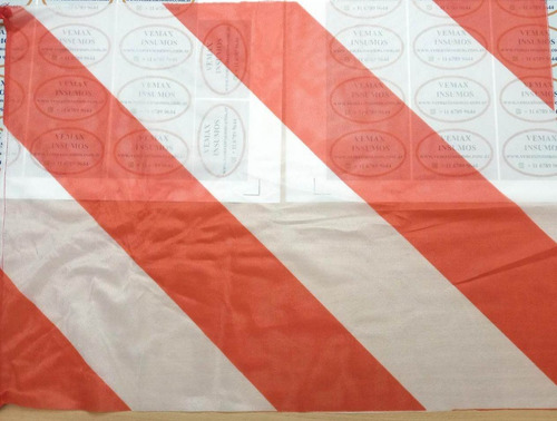 Imagen 1 de 1 de Bandera De Cebrada Roja Y Blanca Peligro 50 X 70 Cm C/ Tiras