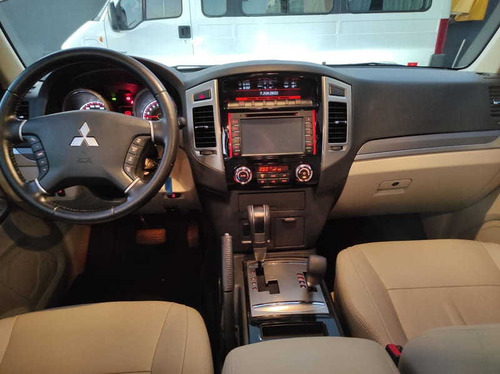 Imagem 10 de 10 de Mitsubishi Pajero Hpe 3.8 G 2018