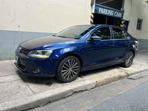 Volkswagen Vento 2.0 Sportline Tsi 200cv