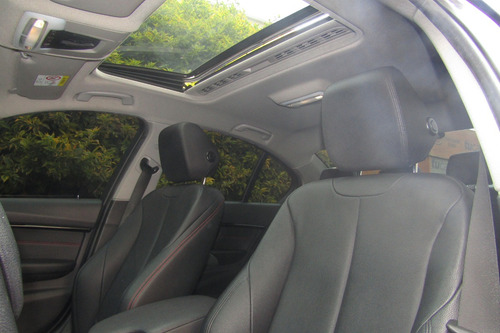BMW Serie 3 2.0 330i F30 Lci Sportline