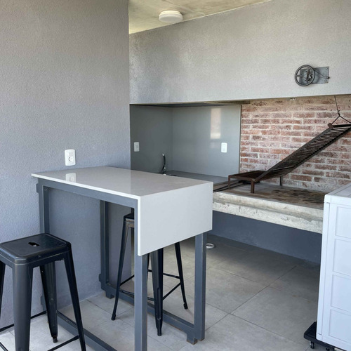 Venta De Monoambiente Con Terraza En Puerto Del Buceo - Unidad Con Renta.