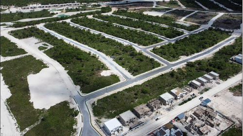 Terrenos De Varios Tamaños, Listos Para La Construcción En C