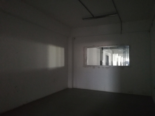 Imagen 14 de 14 de Planta Industrial En Zona Industrial Cloris