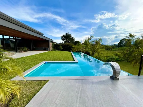 Casa En Venta En Llanogrande Rionegro