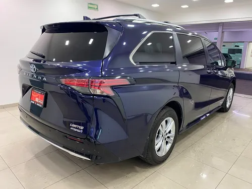 Toyota Sienna 3.5 Limited At
