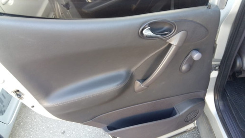 Imagem 5 de 5 de Mercedes Classe A 160 2005