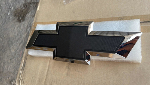 Bz Emblemas Chevrolet Cheyenne Silverado Parrilla Y Trasero