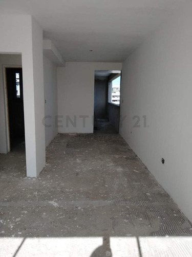 12 Entre 38 Y 39. Departamento Duplex A Estrenar En Venta. La Plata