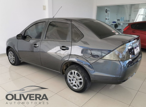 Ford Fiesta 1.6l Sedan