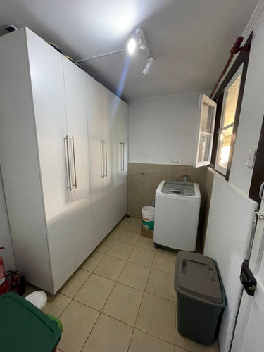 Vendo Hermosa Y Amplia Casa En Sector El Almendral, 6d-4b-3e