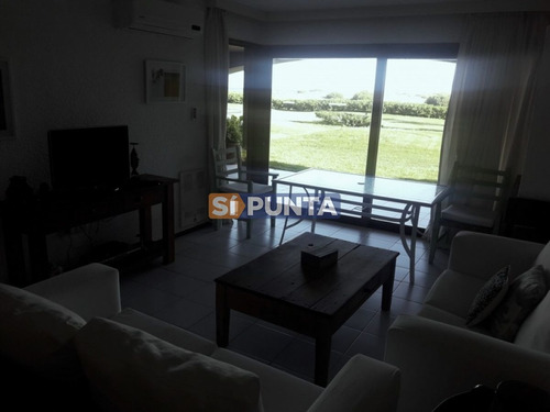 Imagen 6 de 17 de Bahia De Manantiales