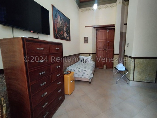 Posadas Combina Lo Colonial Con Lo Moderno 25-4837