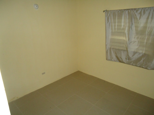 Imagen 3 de 7 de Casa En Alquiler Urb El Faro