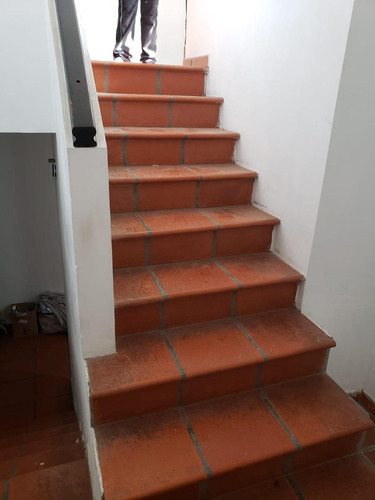 Ph En Venta - 2 Dormitorios 2 Baños - Cochera - Tolosa
