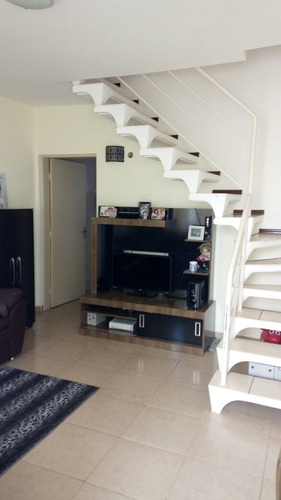 Imagem 2 de 3 de Linda Casa À Venda