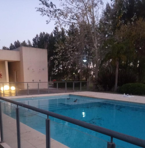 Imagen 22 de 25 de Vivir En Un Club De Campo Y A Minutos De La Ciudad !!!