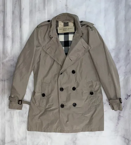 Gabardina burberry caballero online