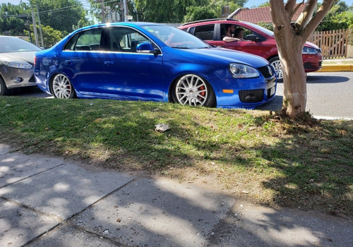 Volkswagen Vento 2.0 T Fsi Sportline Dsg 2010