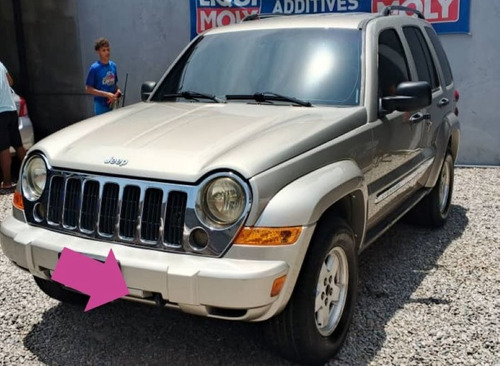 Jeep Cherokee Liberty 2006 Automático 4x2 Kj