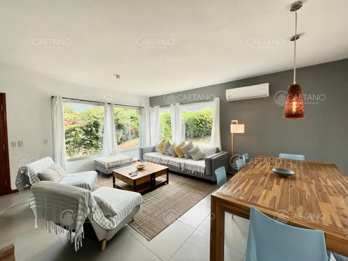 Venta Casa 4 Dormitorios + Piscina. Playa Brava, Punta Del Este