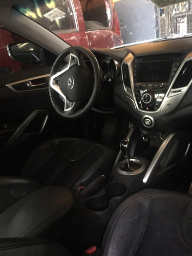 Imagem 7 de 9 de Sucata Hyundai Veloster 1.6 16v Somente Pecas