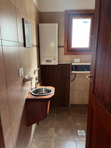 Terreno Con 2 Casas En Venta, San Carlos De Bariloche