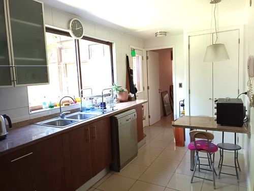 Casa En Condominio Camino Las Hualtatas Stgo College