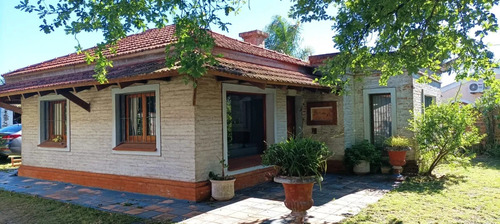 Bajo De Precio!!!!!casa En Venta En Altos De Pinares Con Excelente Terreno