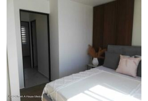 Venta. Cerrito Colorado - Casa Para Entrega Inmediata, 3 Recamaras