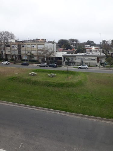 Malvin A 2 Cuadras De La Rambla