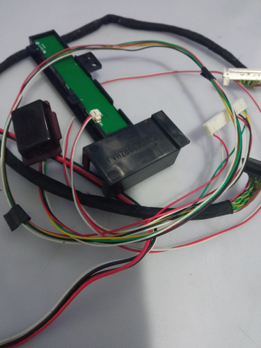 Botonera Receptor Cables Tv Polaroid Ptv3915led Serie 98 (Usado)