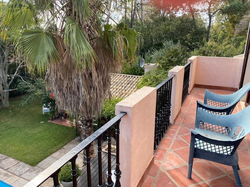 Casa 4 Dormitorios En Venta, Jardines De Córdoba, Punta Del Este