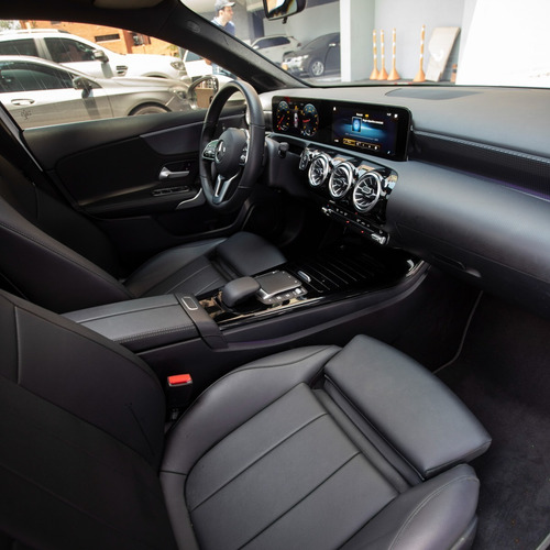 Imagen 15 de 19 de Mercedes-benz Clase A A200 1.4 Turbo