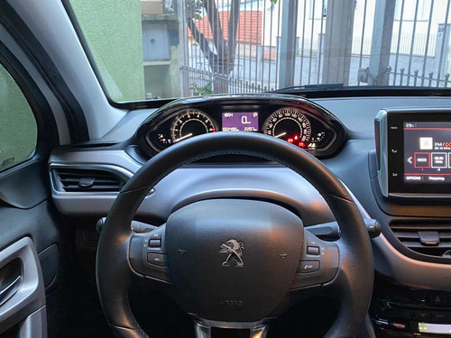 Imagem 8 de 11 de Peugeot 208 2018 1.6 16v Griffe Flex Aut. 5p
