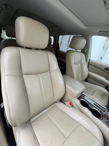 Nissan Pathfinder 3.5 Exclusive Cvt