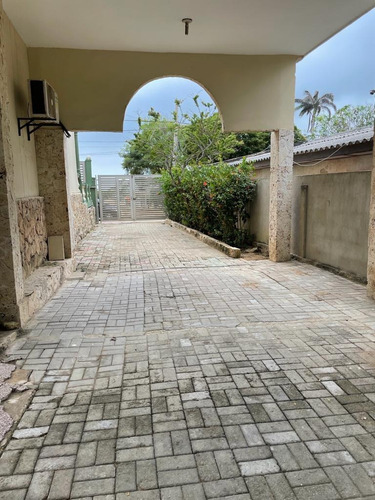 Imagen 23 de 30 de Oportunidad De Inversión Casa Frente Al Mar Puerto Colombia