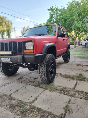 Imagen 2 de 7 de Jeep Cherokee 1999 4.0 Sport