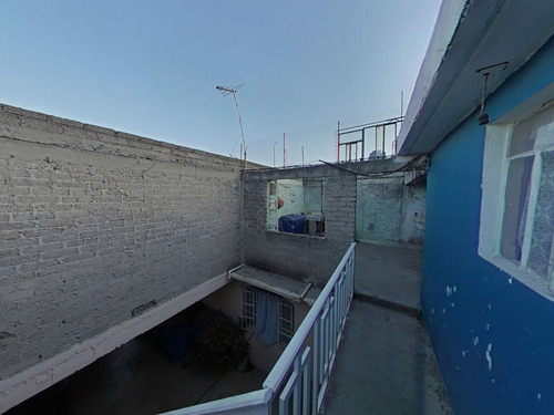 ¡gran Oportunidad En Ecatepec! Casa En Venta Con Distribución En Dos Niveles Y C