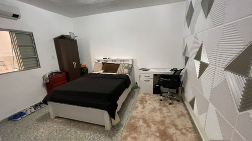 Casa 3 Cômodos, Terreno De 6x23,sala, Cozinha, Quarto E Wc,