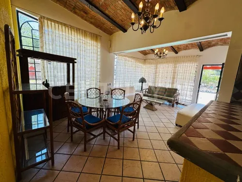 Bungalow En Club Roca Azul, Jocotepec. Jal.