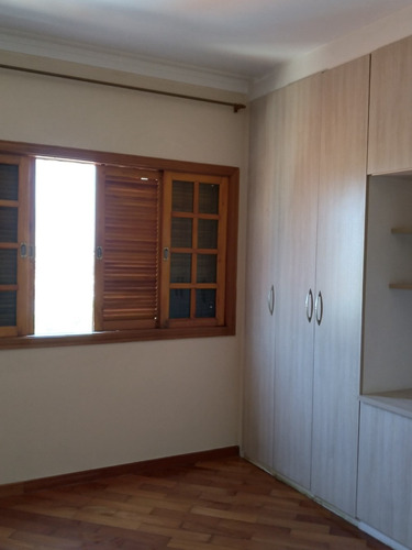 Imagem 6 de 14 de Sobrado 3 Dormitórios Garagem Grande Fl54
